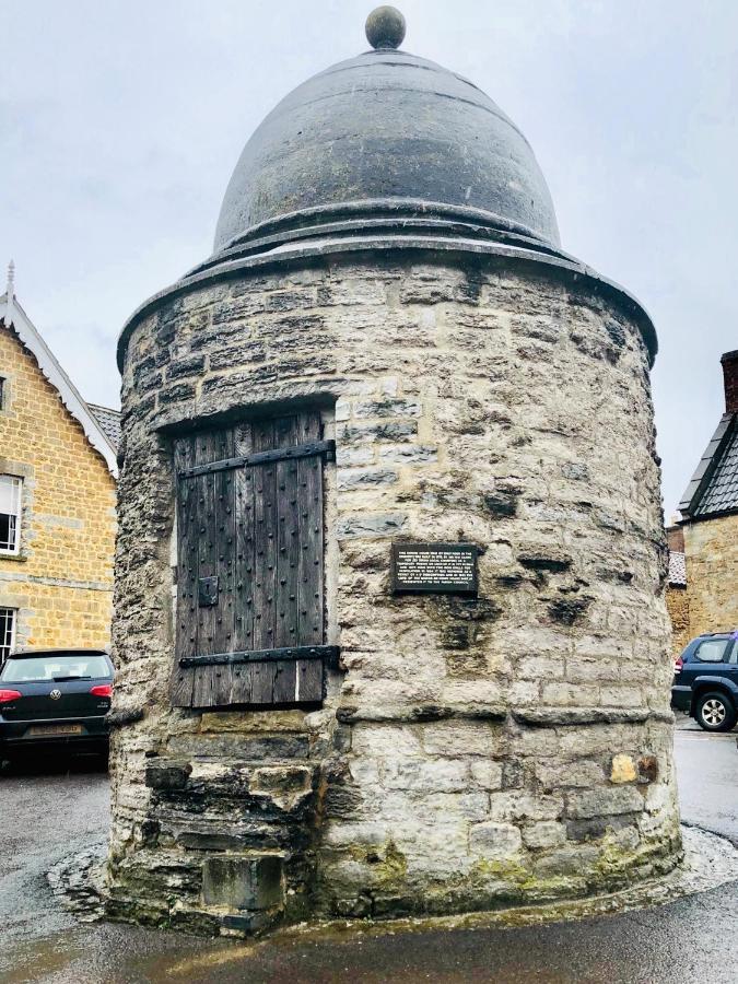 Hotel Hues - Castle Cary Exterior foto